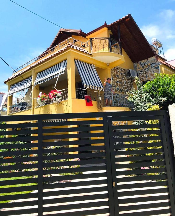 Vila Aliaj Luxury Apartment With 2 Rooms With Private Wonderful Terrace ดูร์เรส ภายนอก รูปภาพ