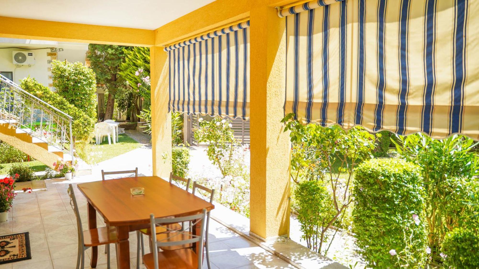 Vila Aliaj Luxury Apartment With 2 Rooms With Private Wonderful Terrace ดูร์เรส ภายนอก รูปภาพ